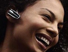 Простая гарнитура от Plantronics