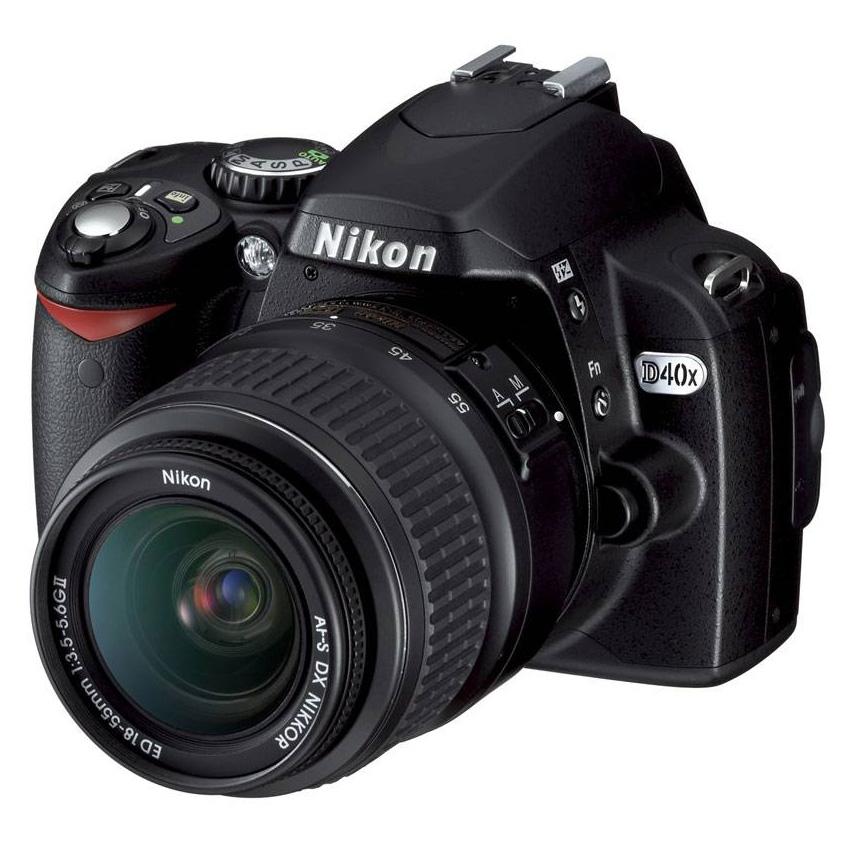 Nikon d 40x body